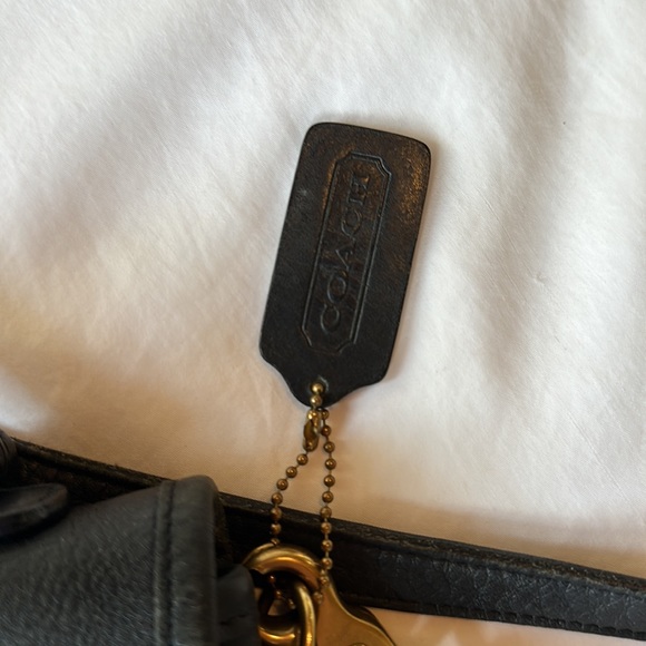 Vintage Coach Station Bag | Genuine Black leather - Picture 4 of 15